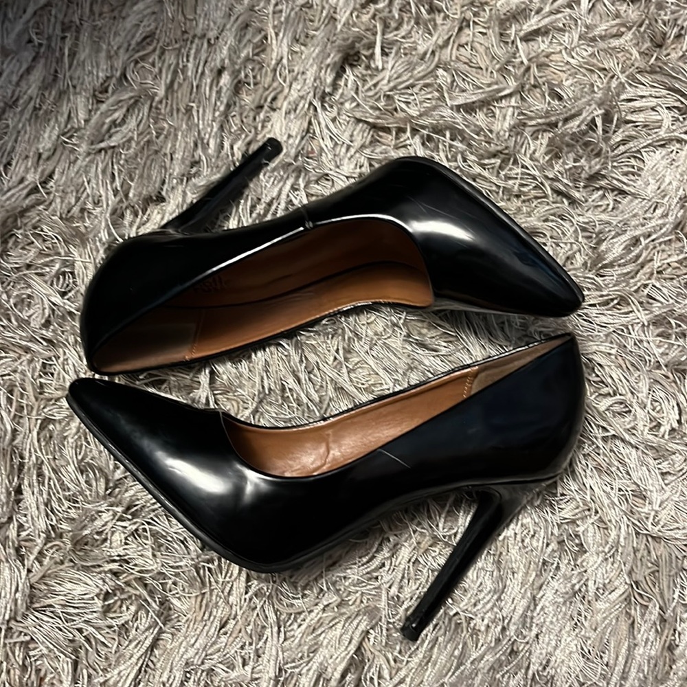 Black Stiletto Heel Size 6